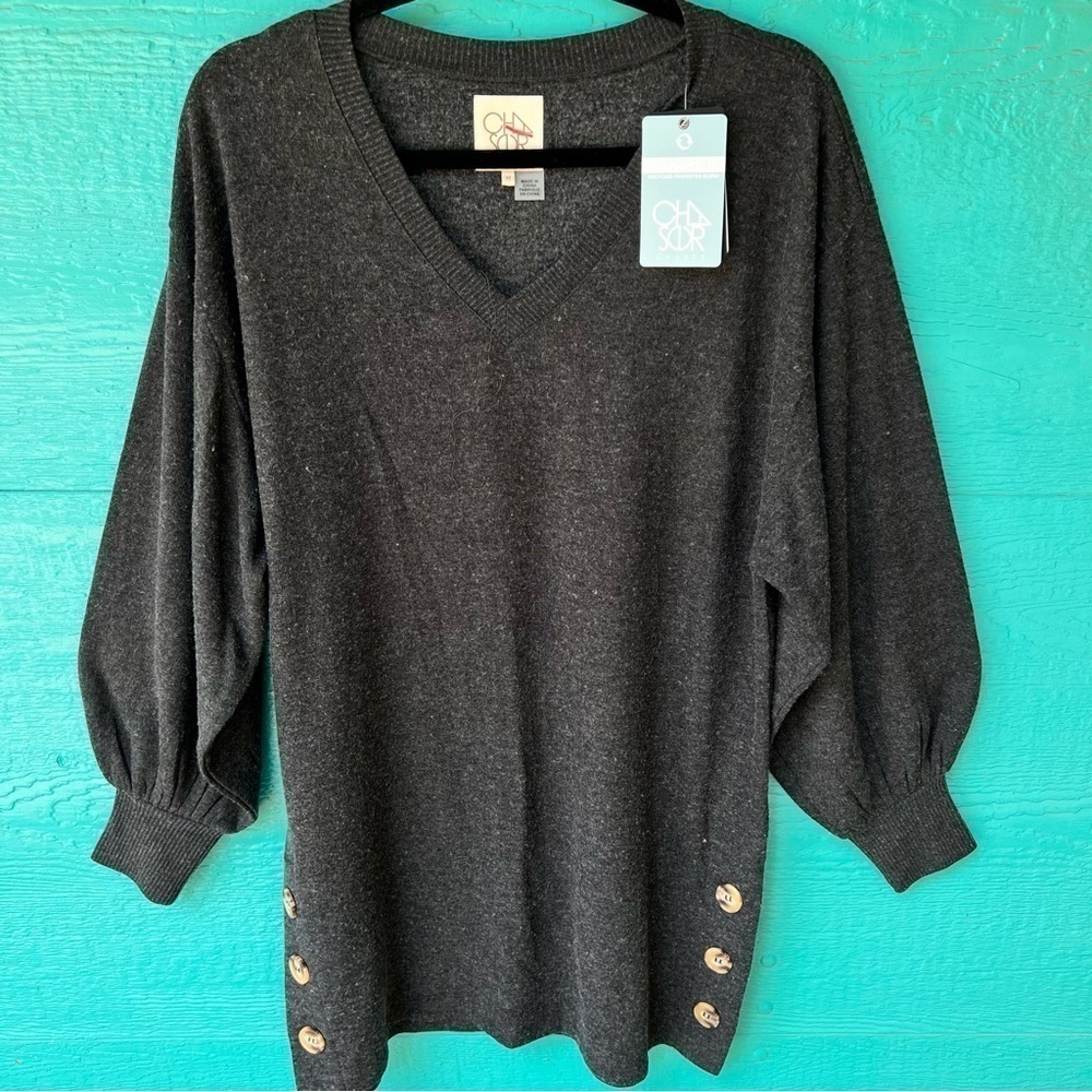CHASER Recycled Knit V-neck Tunic Button Side Seam Balloon sleeves Size M NWT - Picture 1 of 13